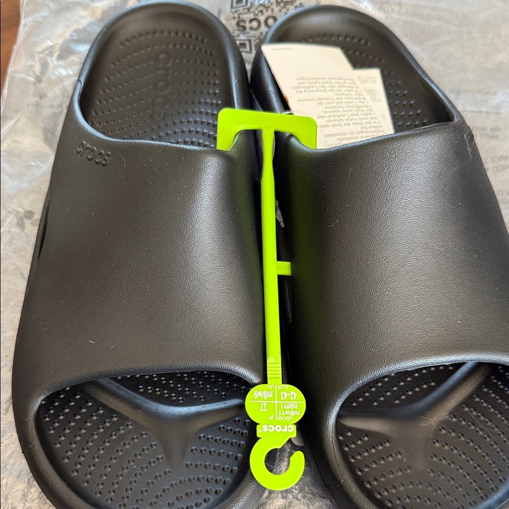 CROCS Black Slide Sandals
